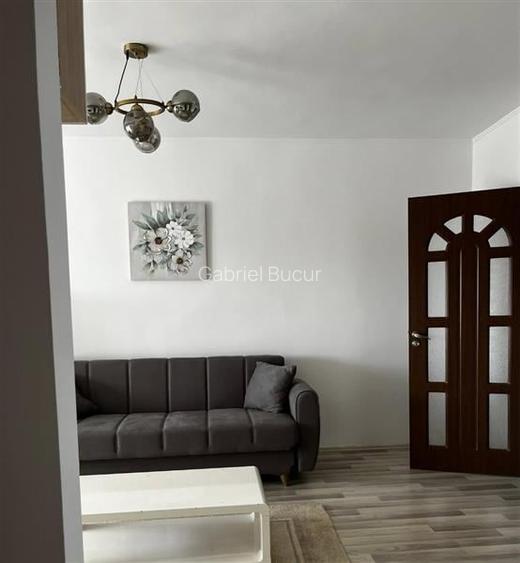 Inchiriere Apartament 3 Camere Decomandat Sos.Berceni Inchiriere Apartament 3 Camere Decomandat Sos.Berceni