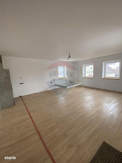 Casa de vanzare in Chirpar / ideala pentru investi?ie/pensiune - 6