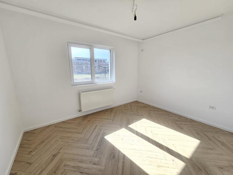 Apartament 3 Camere + Curte - Dobroesti - 10