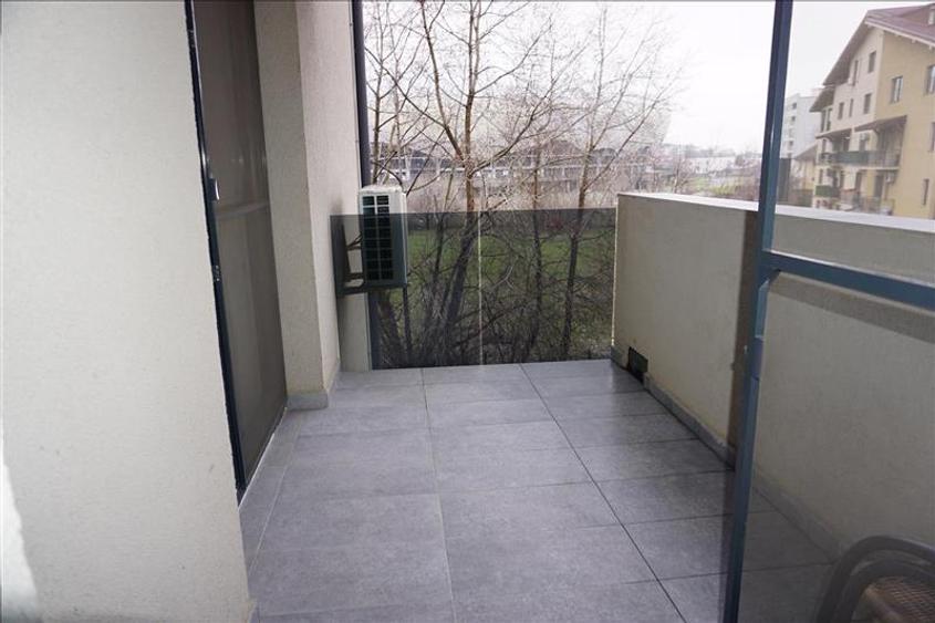 Apartament cu 2 camere si loc de parcare langa  in bloc nou - 9