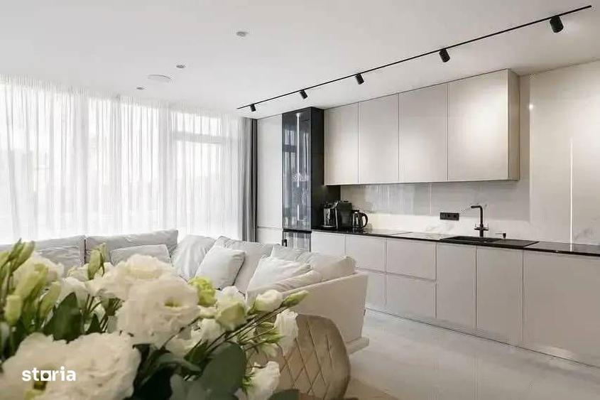 Direct Dezvoltator-0 stres! Baie 6.5 mp cu geam - 6