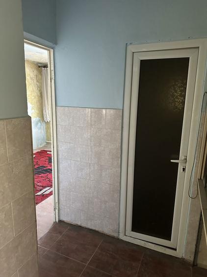 Vand apartament cu 3 camere etaj 4 - 4