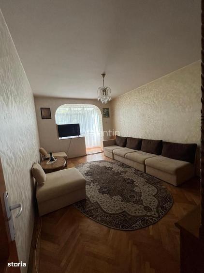 Apartament cu 2 camere de vazare in zona centrala Apartament cu 2 camere de vazare in zona centrala