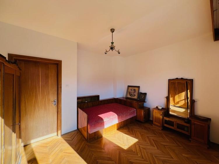 Vila generoasa in centrul istoric - 7