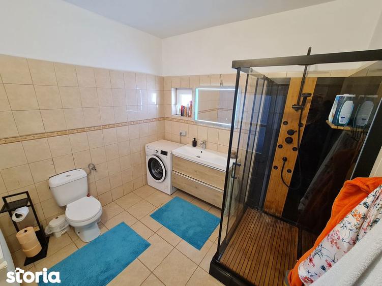 Casa de Vanzare la Cheie in Orasul Ineu Jud Arad, Teren 1439 mp. - 12