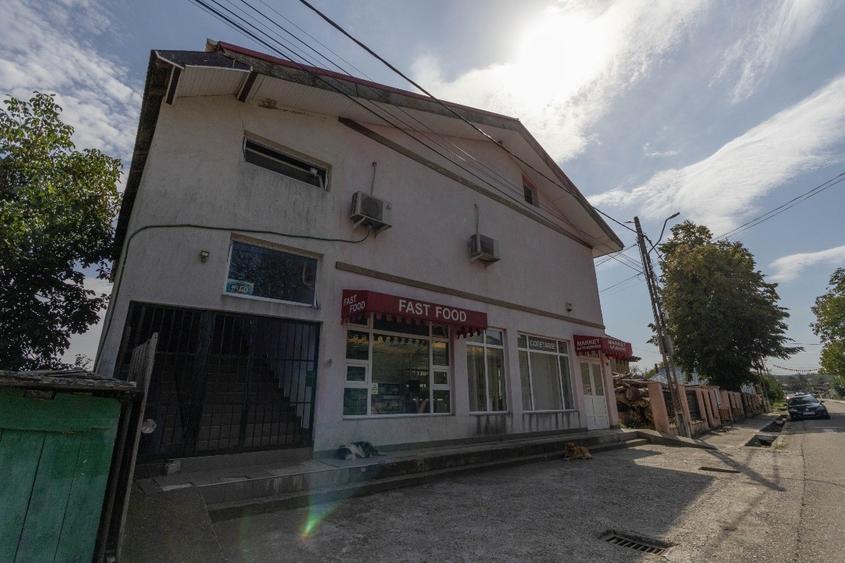 Spațiu Comercial pretabil pentru Mini-Market, Fast-Food & Club + Teren Preț Neg. - 1