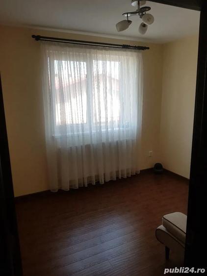Proprietar inchiriez apartament 3 camere 500 - 1