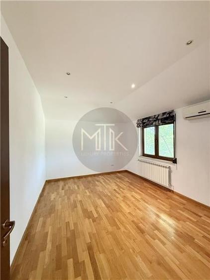 Vila Individuala Spectaculoasa cu Piscina, Erou Iancu Nicolae-Pipera - 43