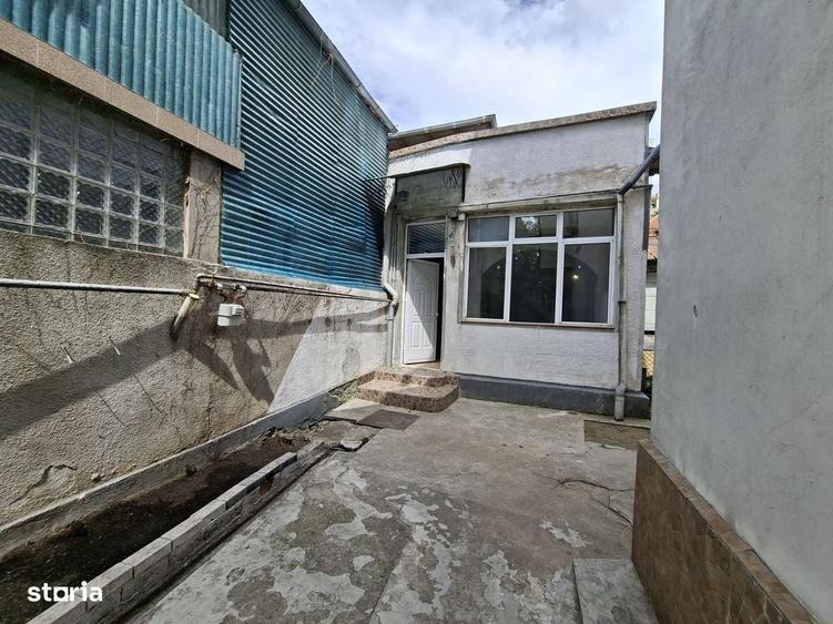Piata Unirii, Calea Calarasilor, PROPRIETAR, vand casa P+M, 4 camere - 12