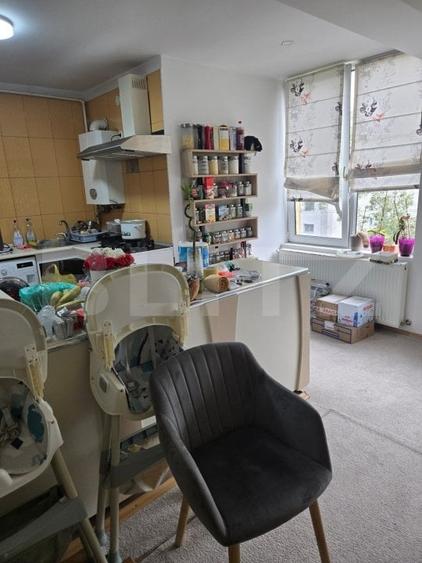 apartament cu 3 camere decomandat  pe 2 nivele - 13