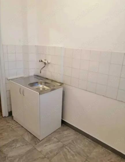 Apartament de vanzare - 4