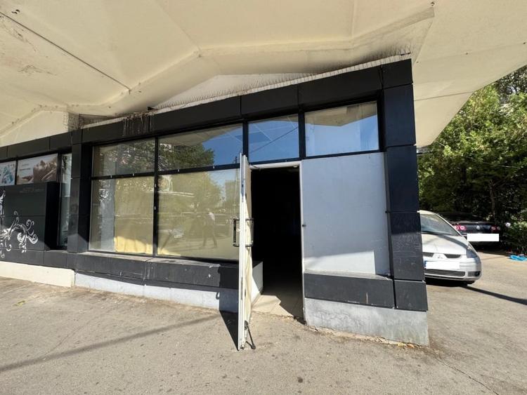 Spatiu comercial de inchiriat Parter – Ion Mihalache/1 Mai, colt, vitrina mare - 2
