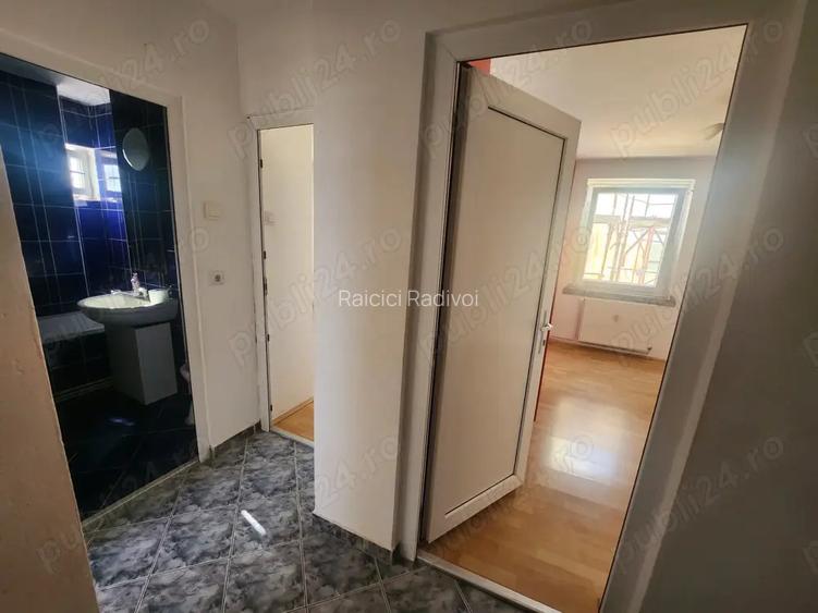 De vanzare apartament 4 camere Sannicolau Mare, la 5 min de spitalul ora?enesc De vanzare apartament 4 camere Sannicolau Mare, la 5 min de spitalul ora?enesc
