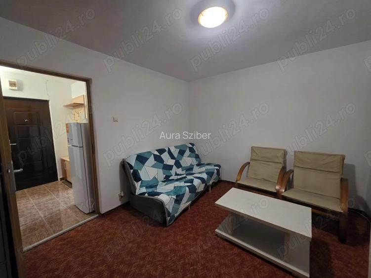 Garsoniera moderna de inchiriat, Deva zona Pia?a Centrala