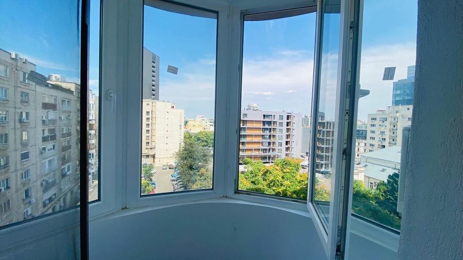 Unirii Piata Sf. Vineri - 14