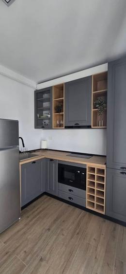 Garsoniera decomandata, 38 mp utili, balcon 7 mp, zona Calea Bucuresti - 4