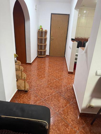 Apartament 4 camere, spatios, mobilat si utilat, zona Mall Veranda - 6