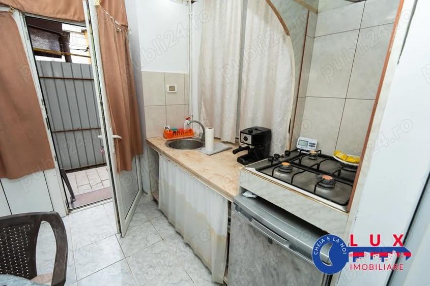 ID 6739 EXCLUSIVITATE Casa de vanzare - Strada Traian - 8