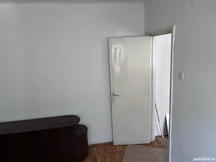 Vand apartament 2 camere zona Blascovici, strada Maslinului - 1