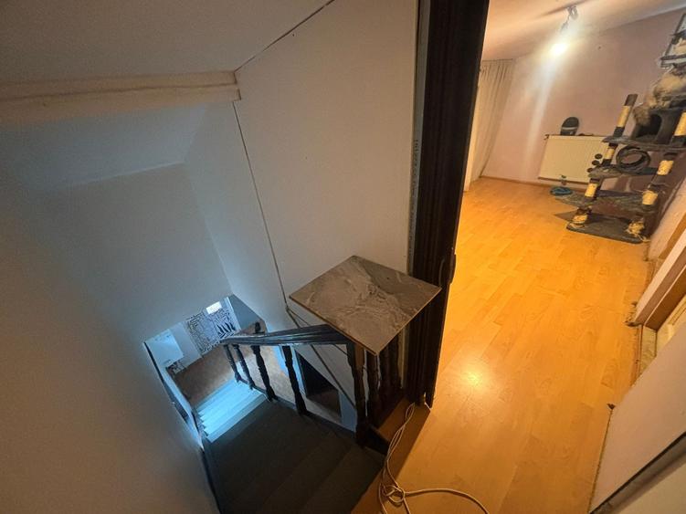 Casa de vanzare cu 4 camere (P+M) in zona Cartier 23 August-Hala Laminor - 15