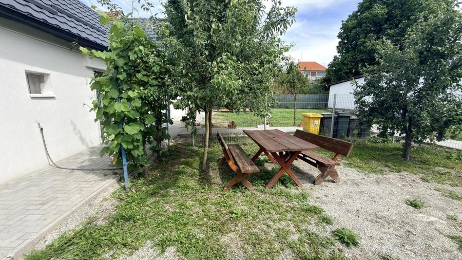 Casa 3 camere la cheie + curte 160mp în Avrig - 6