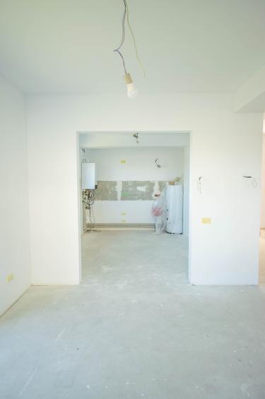 Vila alipita, impecabil executata, teren 350mp, preechipare AC - 19