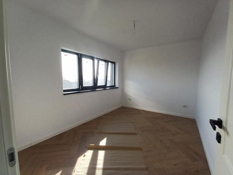 CASA 4 CAMERE, 3 BAI, 130 MP UTILI , GALATA , TVA INCLUS IN PRET !!! - 9