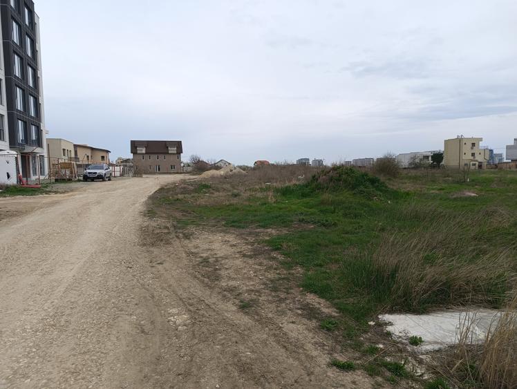 Teren Intravilan Mamaia Sat aproape de ghiol. - 2