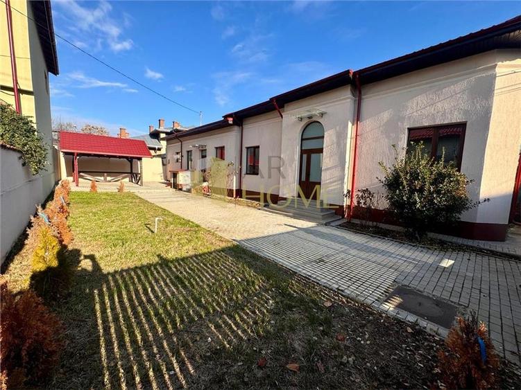 Vanzare casa 3 camere, in Ploiesti, zona centrala/ Bd. Castanilor, Statuia Radu - 1