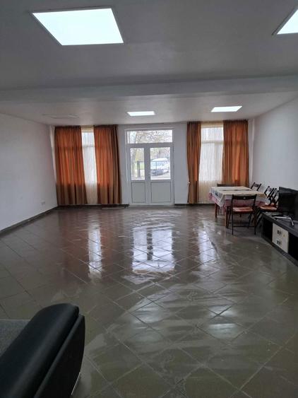 Casa/Spatiu de inchiriat - 8