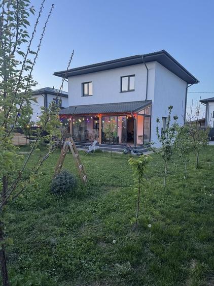 Casă cu 4 camere în Gura Câlnăului