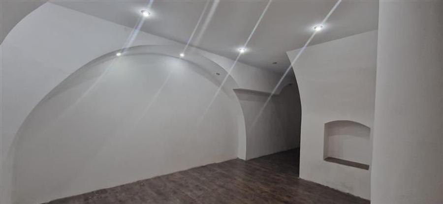 De vanzare spatiu comercial in Centru - 4