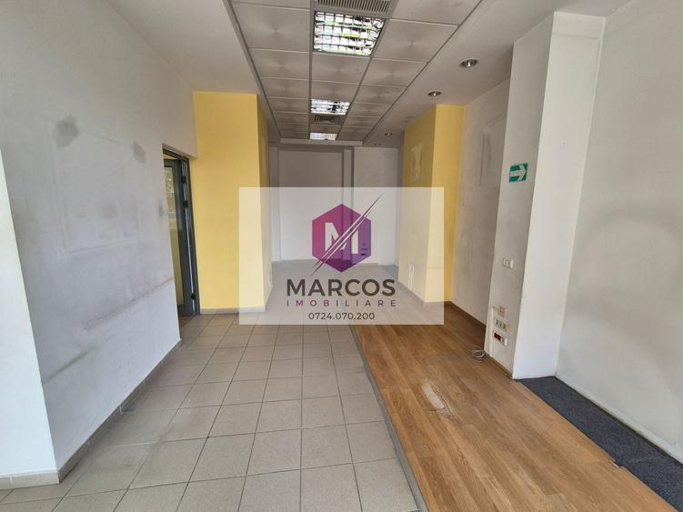 Spațiu comercial, de 150 mp, în Micro IV