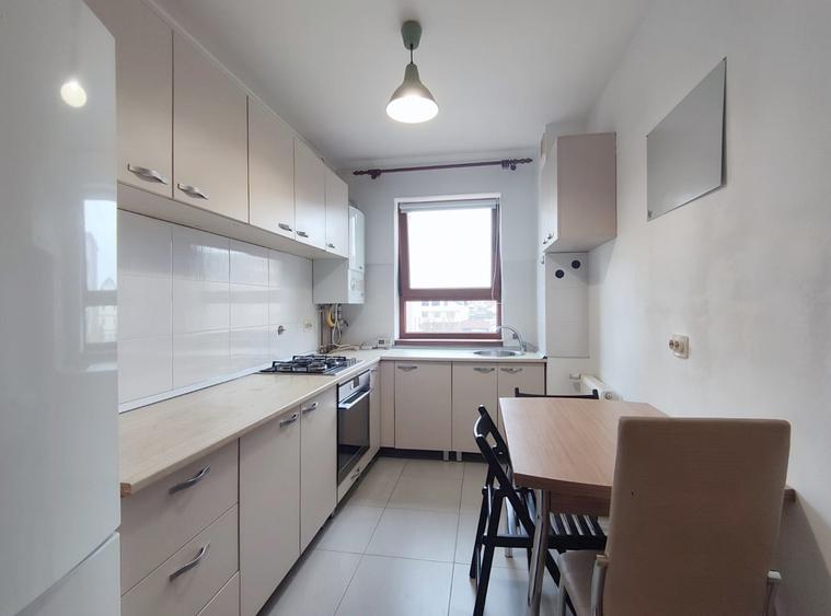 Zona Tractorul, apartament decomandat 2 camere si parcare, disponibil imediat. - 3