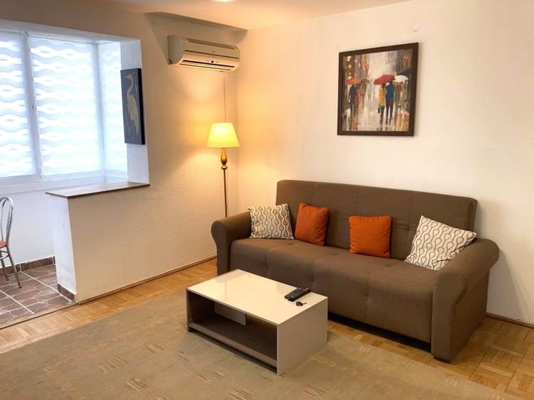 Piata Amzei / Calea Victoriei – 5 min. pana la Metrou Piata Romana - 1