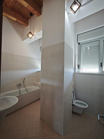 De închiriat  – Penthouse modern, strada Vasile Loichița, complex Ring - 10