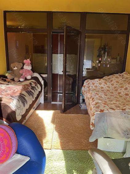 Apartament mobilat 3 camere zona Decebal - 1