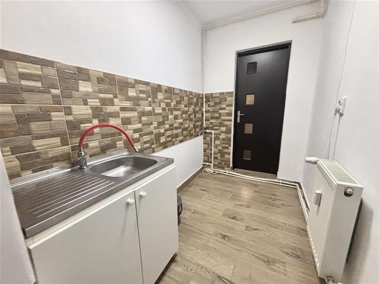 Garsoniera/spatiu comercial de vanzare parter | Sec 2 Pantelimon - 5