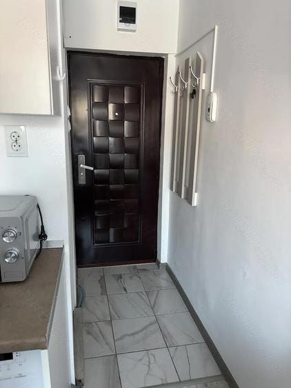 Proprietar,inchiriez garsoniera zona UTA-AFI,Arad! - 4