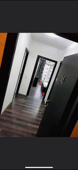 Inchiriez ap 2 camere 50 m bulevard - 1