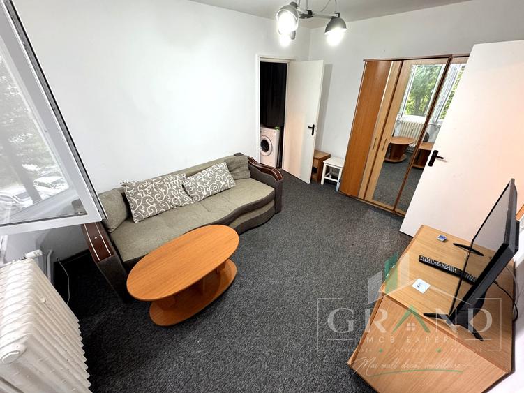Apartament cu 2 camere semidecomandat, mobilat în Mănăștur
