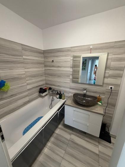 Apartament cu 2 camere decomandat în Iris