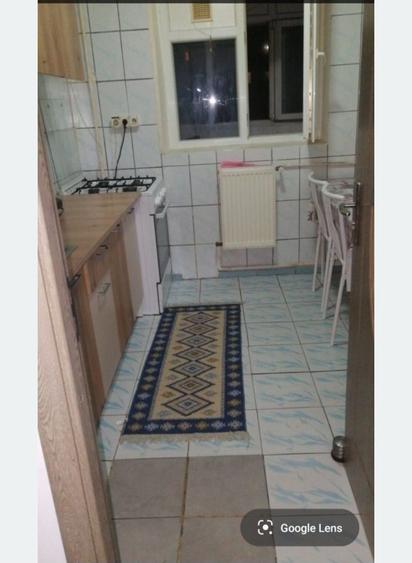 Apartament cu 3 camere decomandat în Apărătorii Patriei