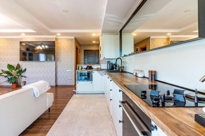 Apartament cu 3 camere semidecomandat, mobilat în Ștefăneștii de Jos