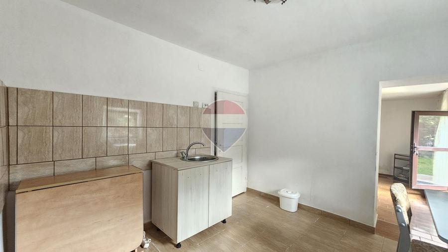 Casă individuală cu 4 camere cu Teren 4840 Mp în Sohodol