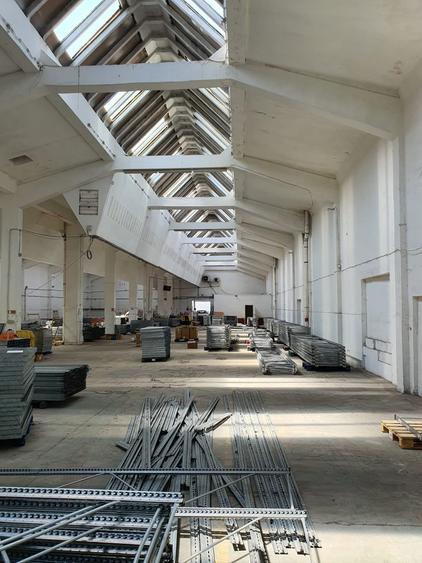 Spațiu industrial, de 1,800 mp, în CET