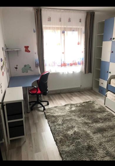 Apartament cu 2 camere decomandat în Cetate