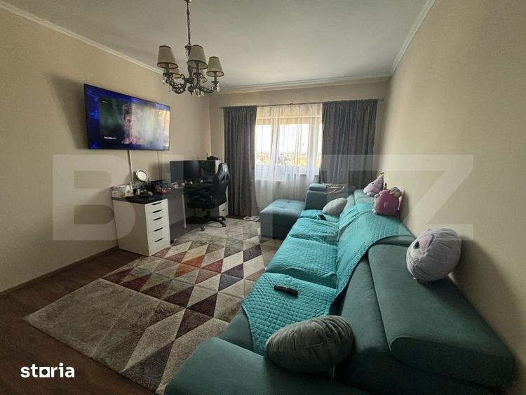 Apartament cu 4 camere decomandat în Central