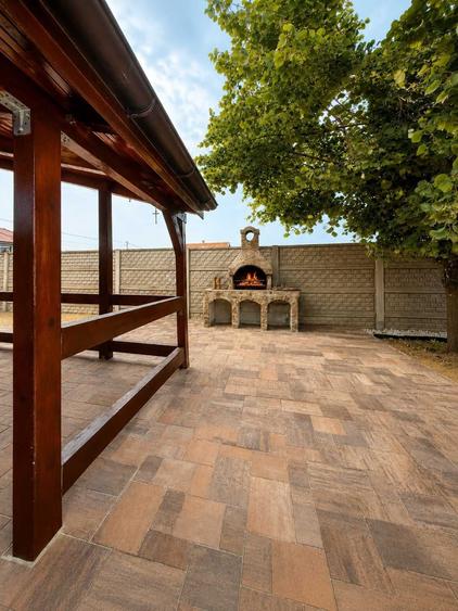 Casă cu 4 camere cu Teren 630 Mp în Dumbrăvița