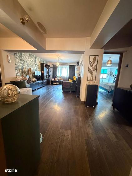 Apartament cu 3 camere în Unirii